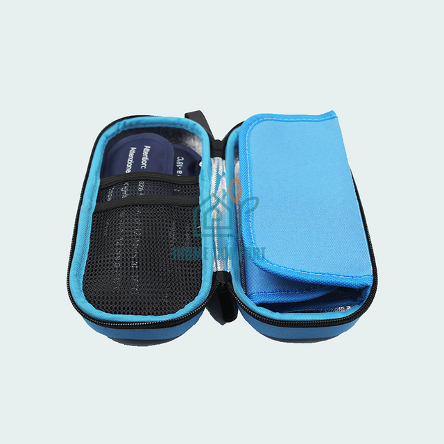 Insulin Refrigerated Box, Portable And Small in Summer with Temperature Display, Insulated Insulin Refrigerated Bag