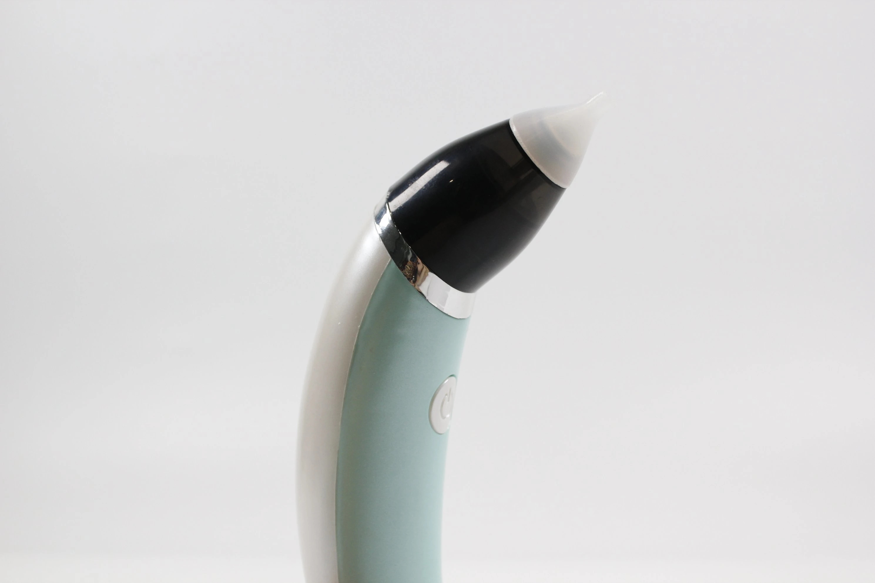 Nasal Aspirator for Baby, Electric Nose Aspirator for Toddler, Baby Nose Sucker, Automatic Nose Cleaner with 3 Silicone Tips, Adjustable Suction Level, Music And Light Soothing Function