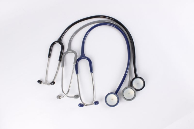 Single Use Stethoscope for Medical Students Specialized in Listening To Heart And Lung Medical Diagnosis for Adults And Children